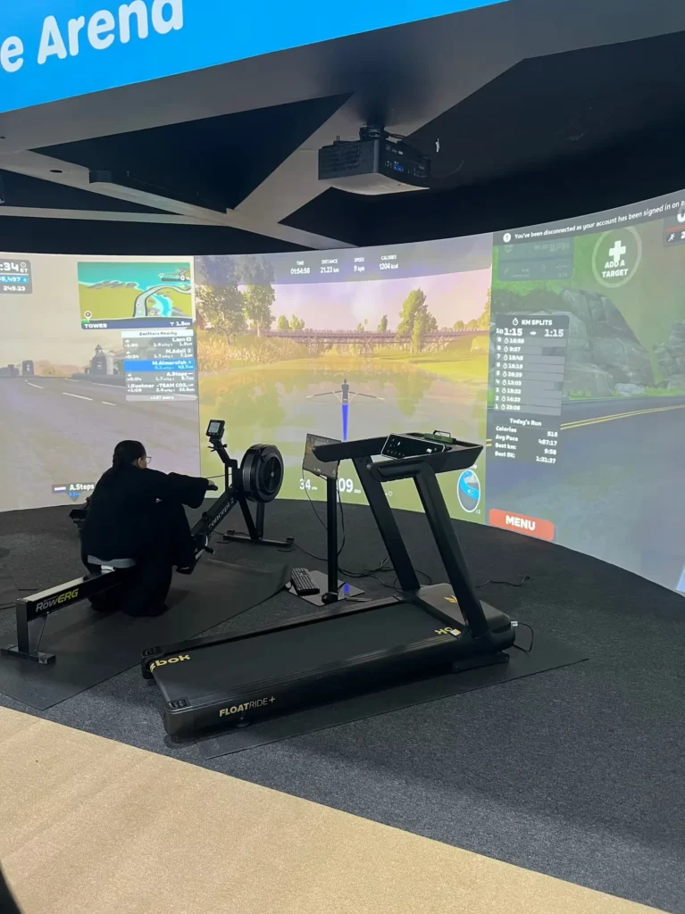 Connected rowing machine and treadmill demonstration at the Global Health Exhibition.